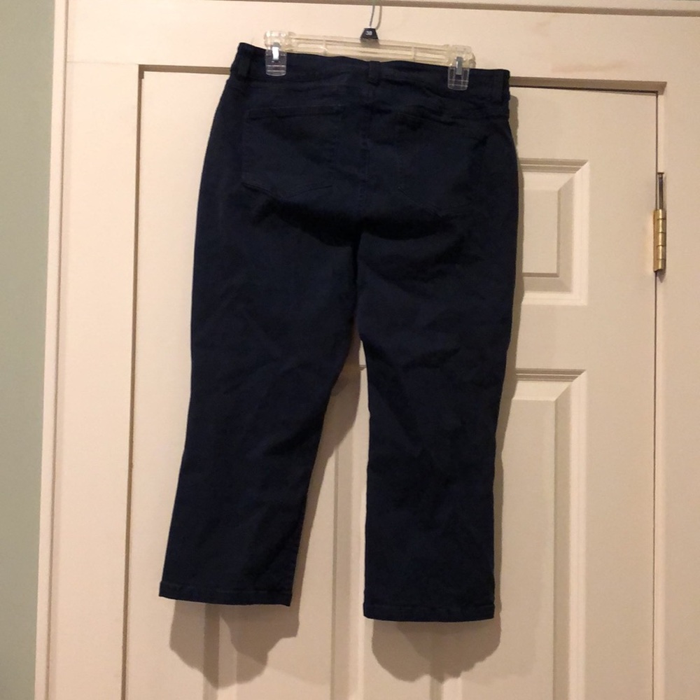Cropped pants - Picture 2 of 3